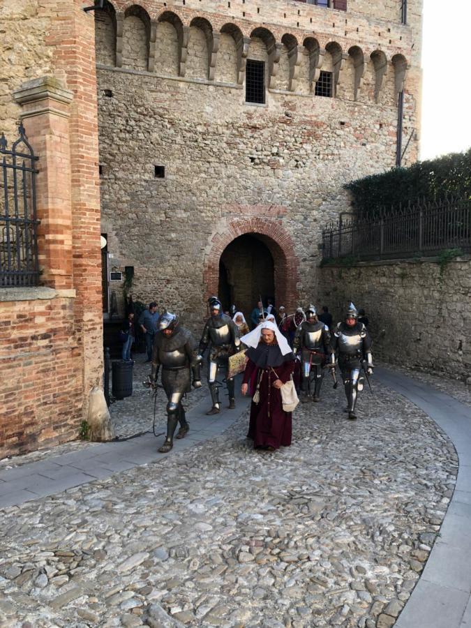 Alla Locanda Del Cinquecento Castrocaro Terme Eksteriør billede